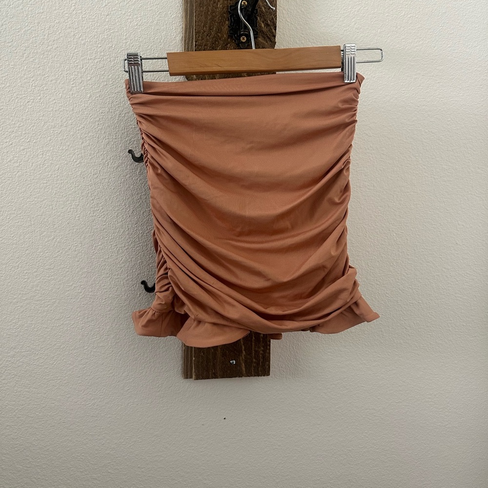 Oh Polly Nude Ruffle Mini Skirt frill seeker honey - Picture 2 of 4